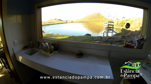 DOS EÓLICOS VIRA P FAZENDA_Moment.00_06_58_16.Quadro442_cac9d765a78f604acc2484cecaebbdaca143ad7b.jpg